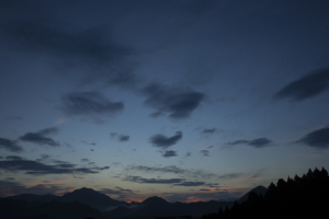 夜明け前